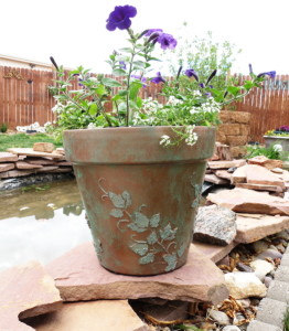 stenciled-pot-done-525